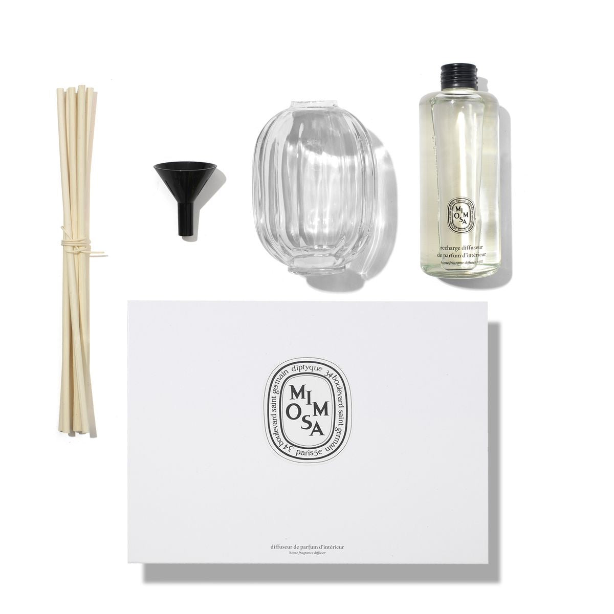 DIPTYQUE 34 Boulevard St Germain Reed Diffuser
woody diffuser